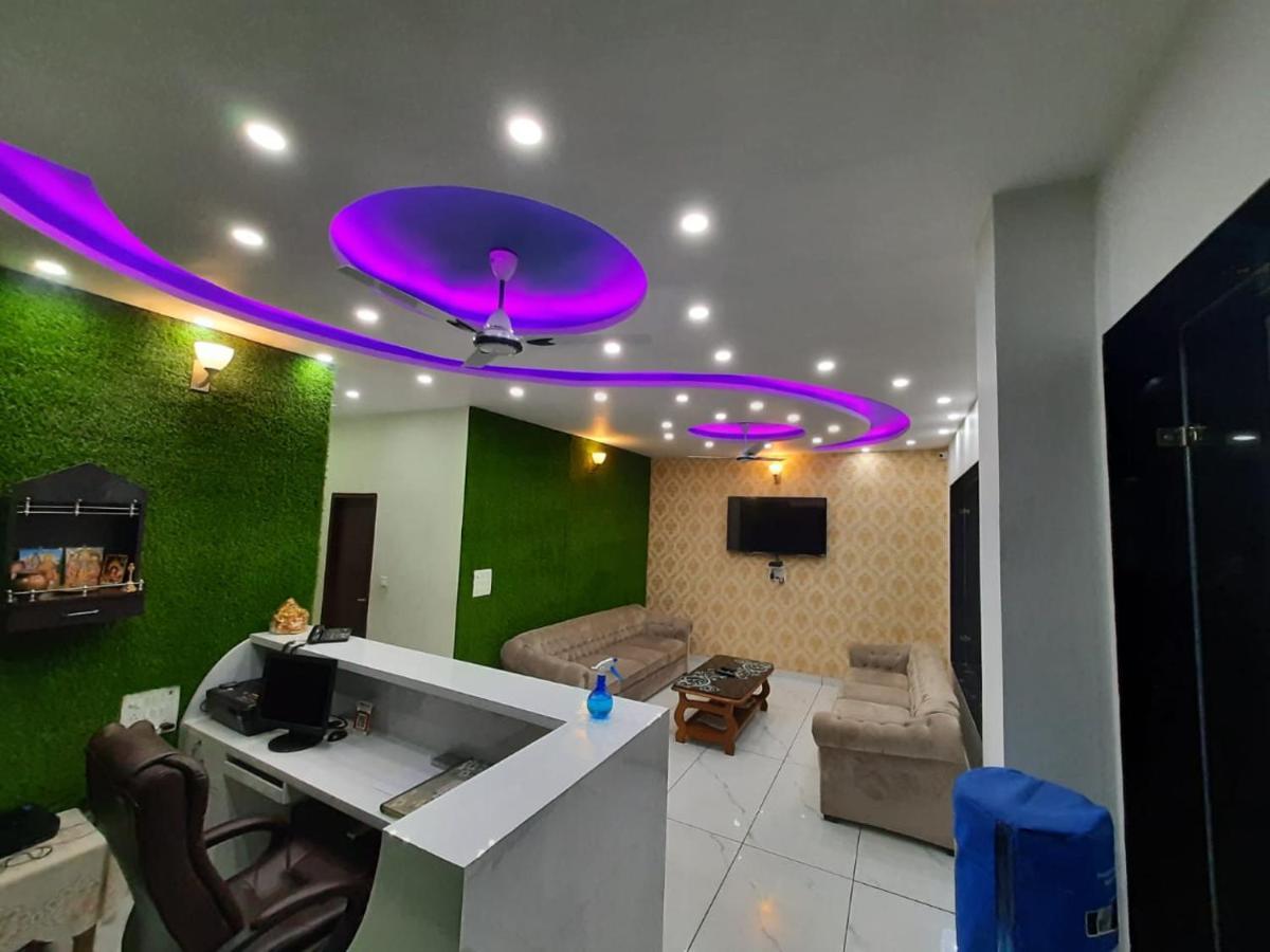 Hotel Ak Residency à Haridwār Extérieur photo