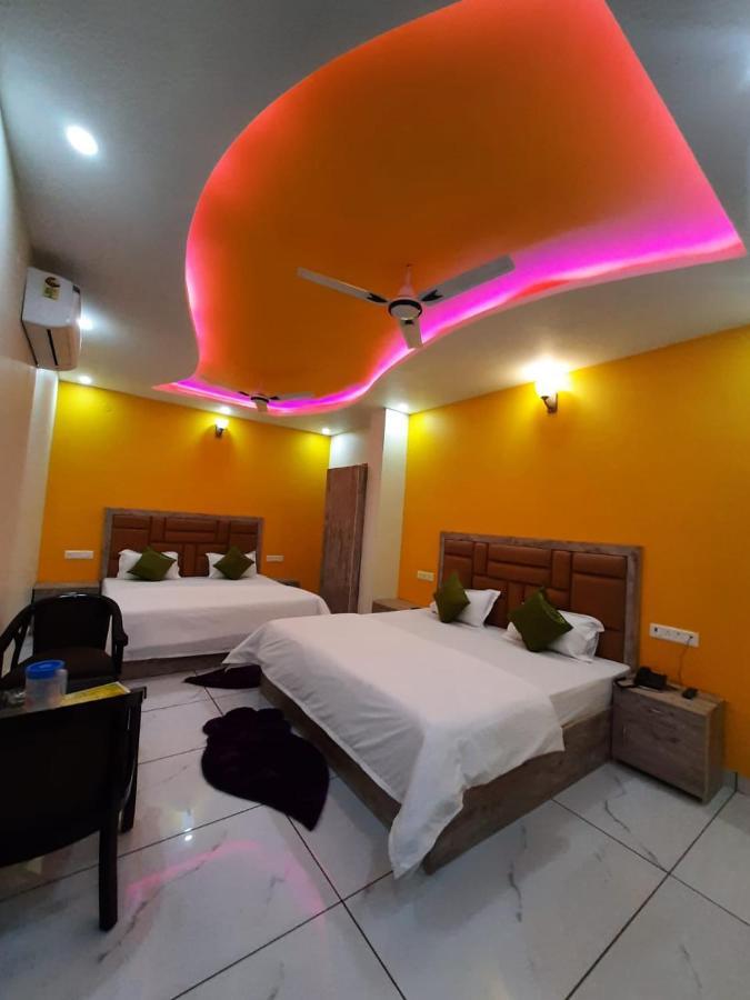 Hotel Ak Residency à Haridwār Extérieur photo