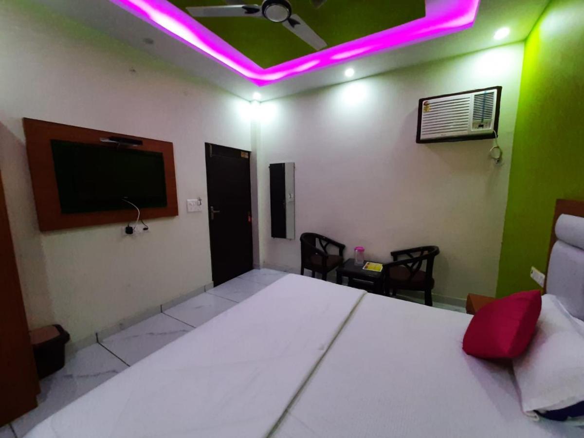 Hotel Ak Residency à Haridwār Extérieur photo