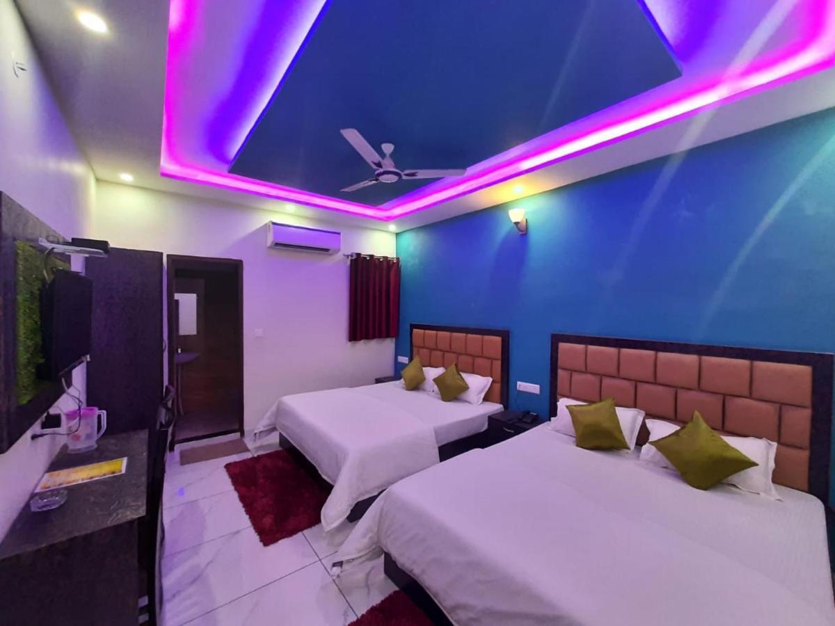 Hotel Ak Residency à Haridwār Extérieur photo